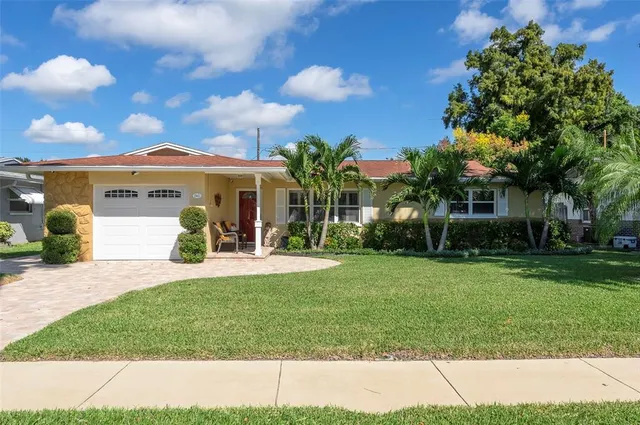 $415,000 | 2945 Brookfield Drive, Largo, FL 33771