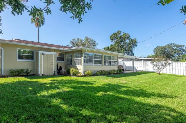 $405,000 | 2945 Brookfield Drive, Largo, FL 33771