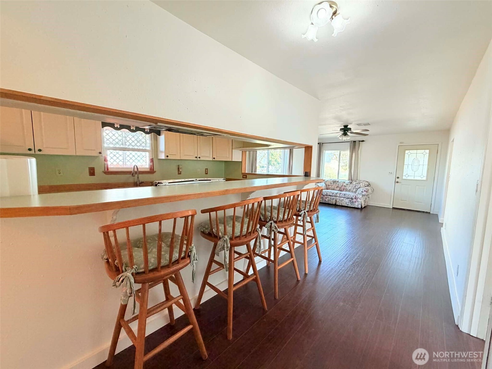 2006 West Second Street Aberdeen, WA 98520 - Photo 18 of 39 a dining room with furniture and wooden floor