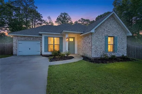$299,000 | 187 Keeneland Pl Loop, Folsom, LA 70437