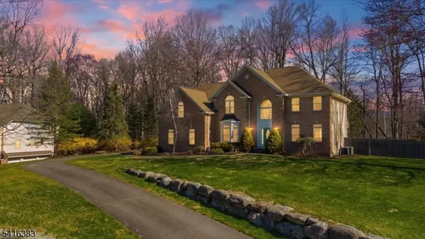 $899,999 | 3 Faith Ann Way, Sparta, NJ 07871