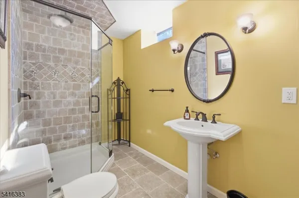 $899,999 | 3 Faith Ann Way, Sparta, NJ 07871