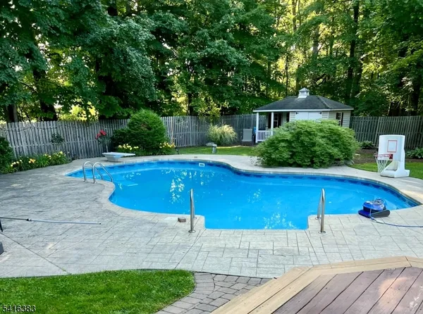 $899,999 | 3 Faith Ann Way, Sparta, NJ 07871