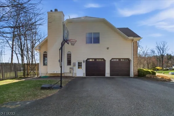 $899,999 | 3 Faith Ann Way, Sparta, NJ 07871