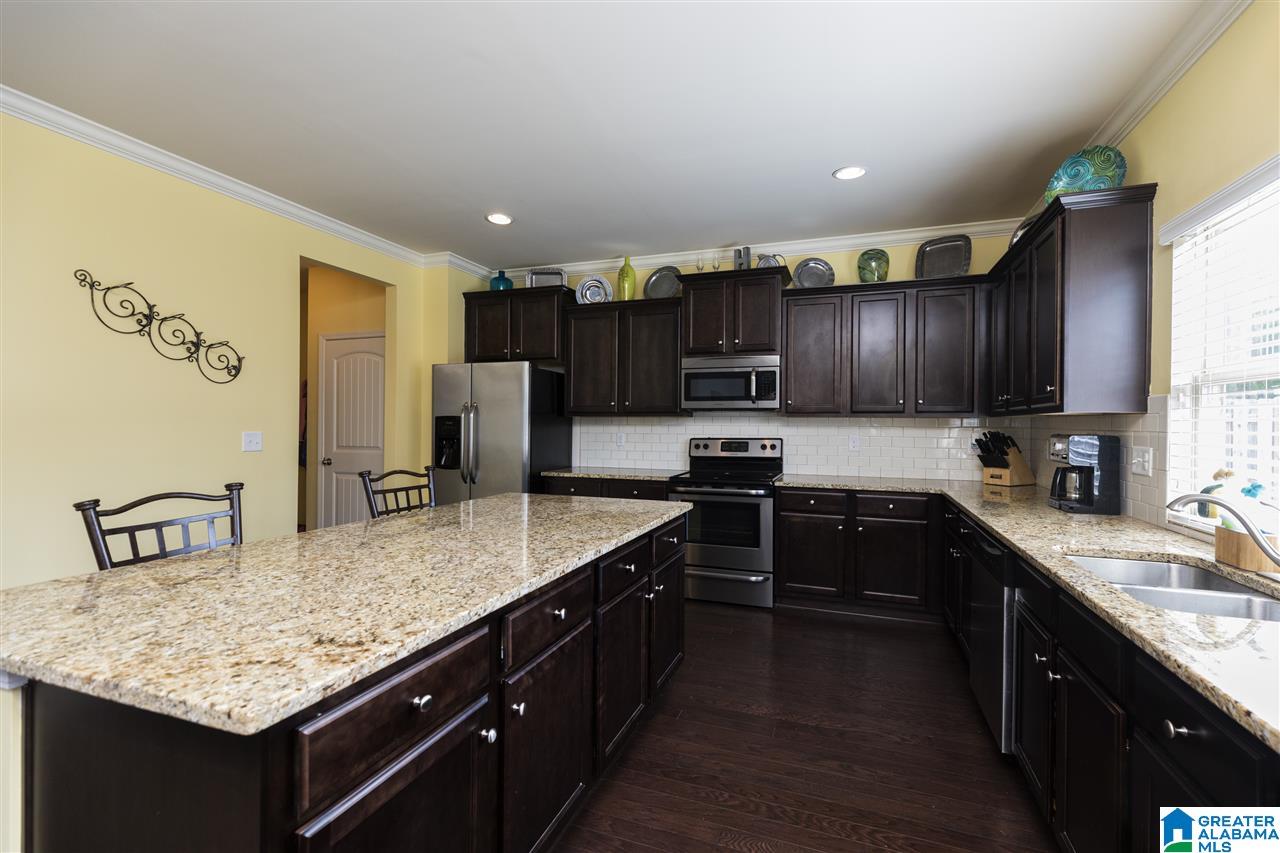 1048 Seminole Place Calera, AL 35040 - Photo 6 of 40