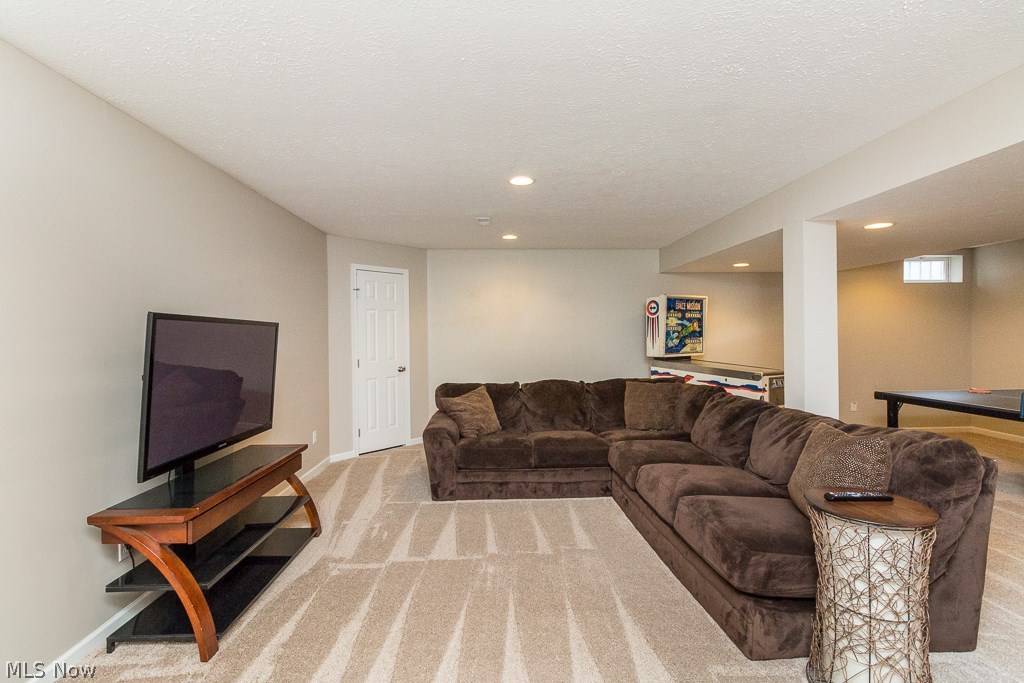 173 Sandstone Ridge Way Berea, OH 44017 - Photo 28 of 32 Gallery Image 28