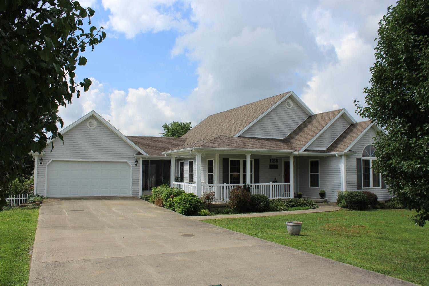 123 Ash Road Hustonville, KY 40437 - Photo 2 of 13 Photo 2