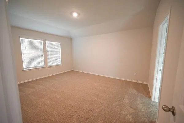 $2,195 | 524 Derby Lane, Springtown, TX 76082