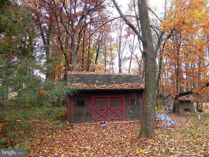 185 Sugarman Road Coatesville, PA 19320 - Photo 3 of 9 Gallery Image 3