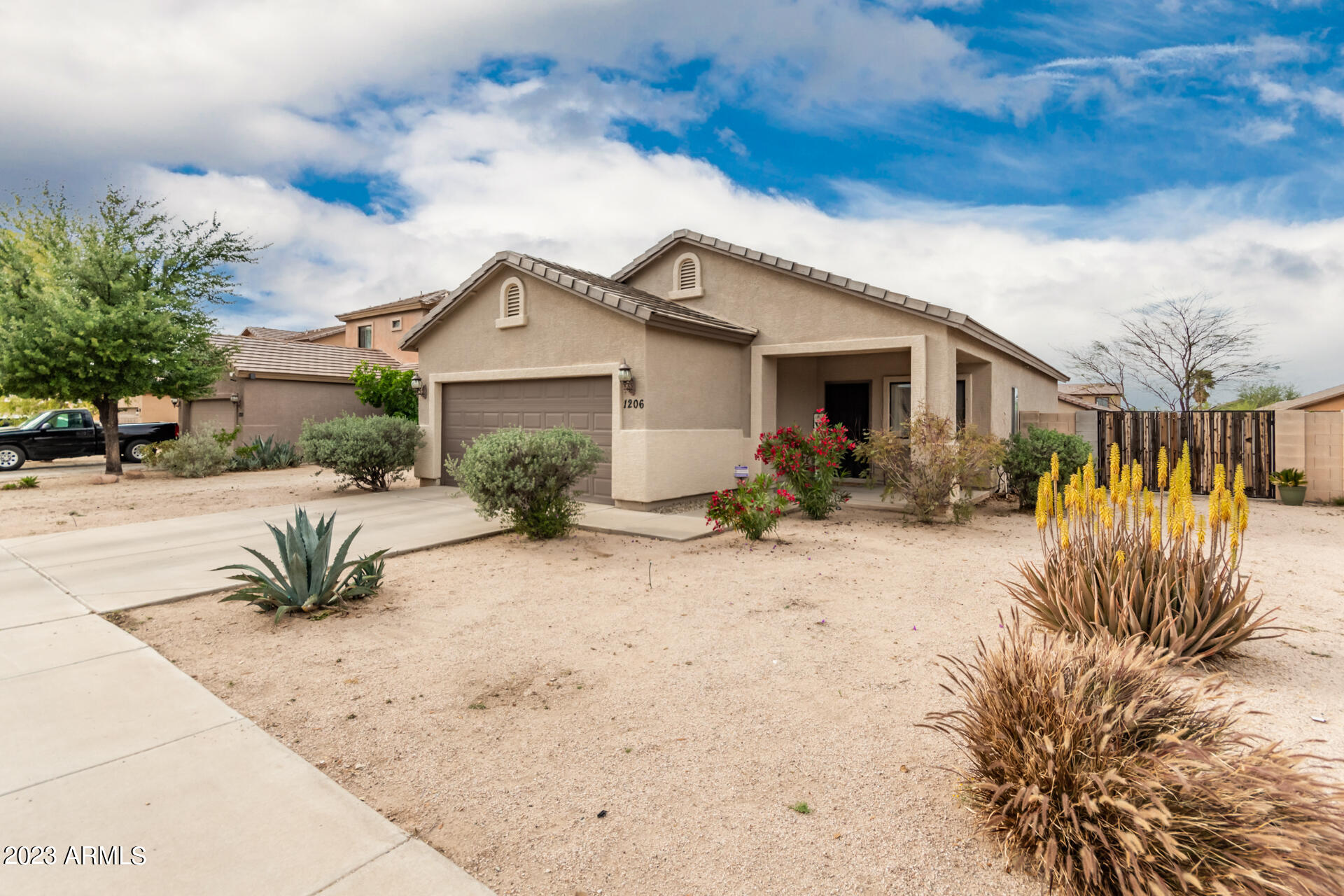 1206 West Fremont Rd. Phoenix, AZ 85041 - Photo 6 of 40 0008-06-Fremont