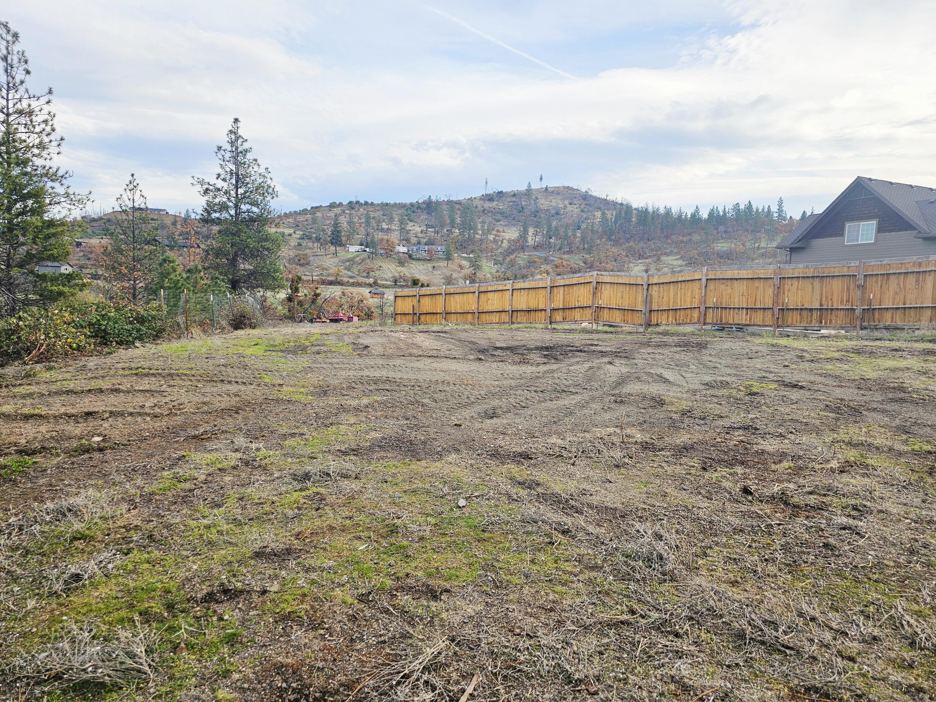 2162 Butte Falls Highway Eagle Point, OR 97524 - Photo 18 of 63 18 Third Pad