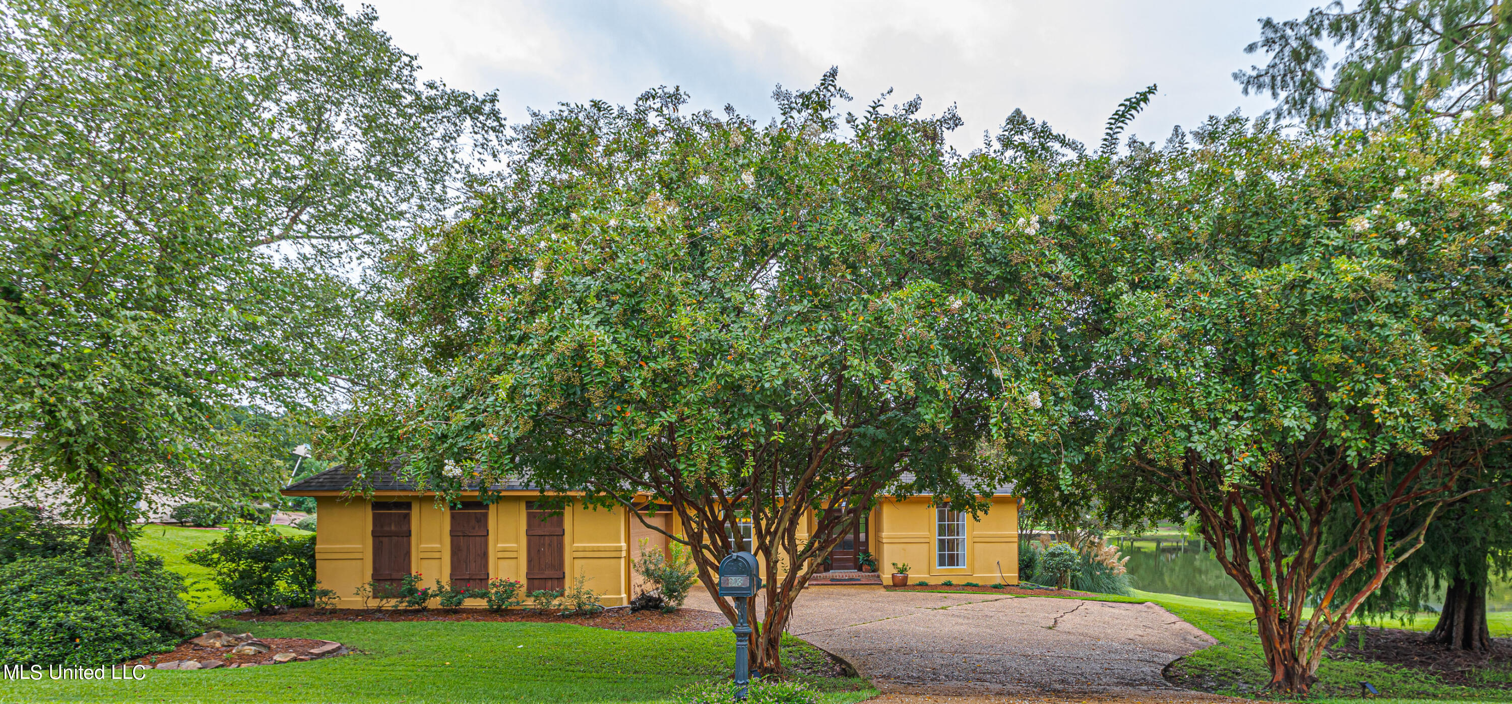 813 Annandale Road Madison, MS 39110 - Photo 4 of 55 926A2697
