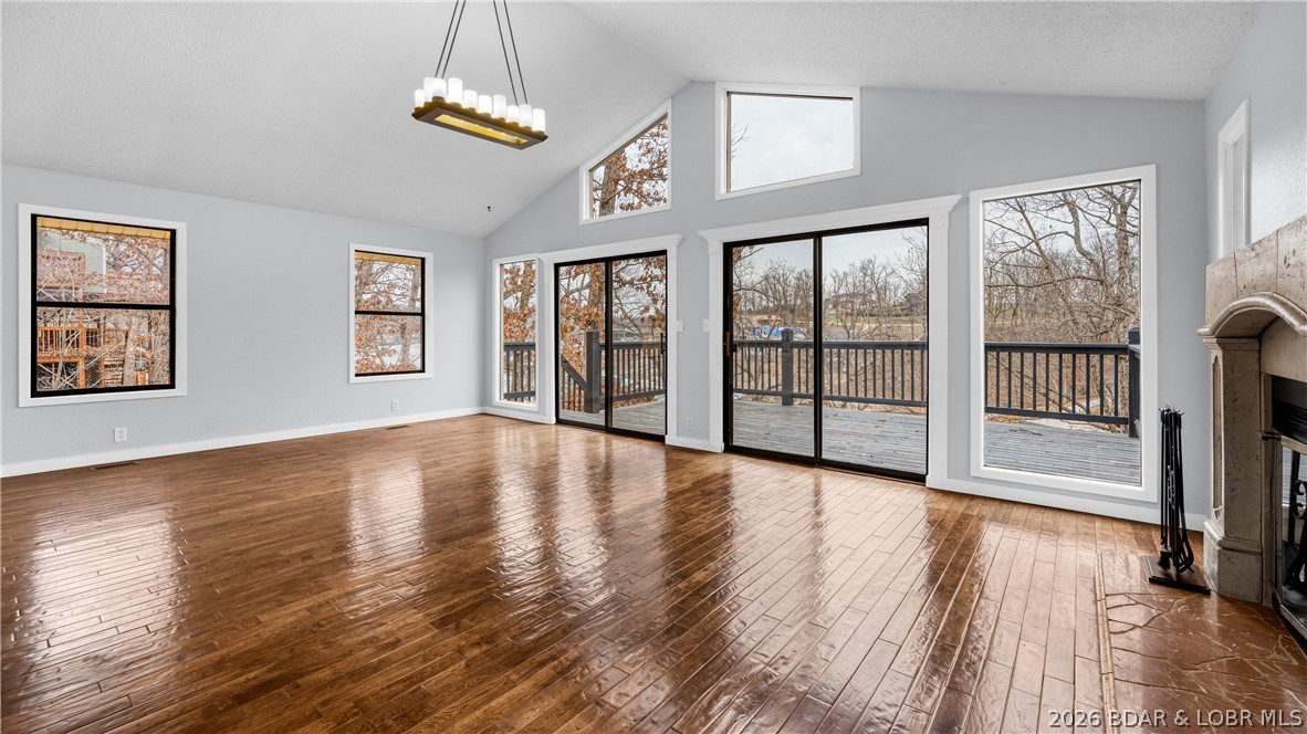 22 River Wood Road Camdenton, MO 65020 - Photo 12 of 43