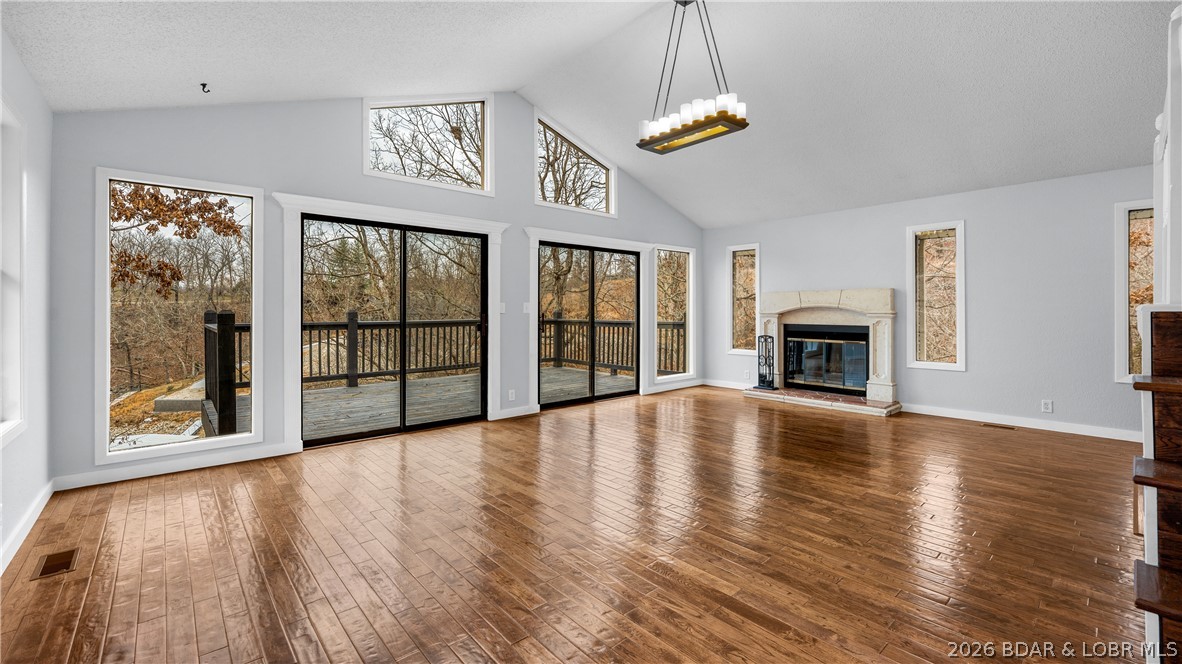 22 River Wood Road Camdenton, MO 65020 - Photo 8 of 43