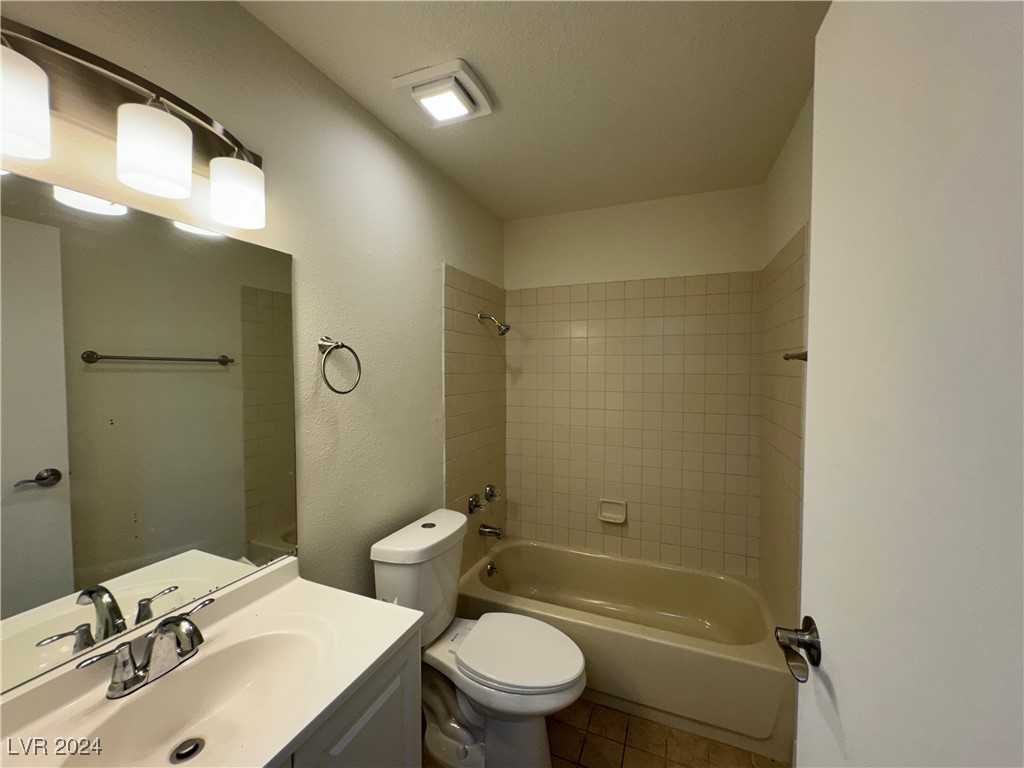 4464 West Desert Inn Road, Unit A Las Vegas, NV 89102 - Photo 8 of 20 Gallery Image 8