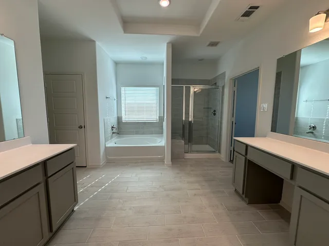 $473,070 | 2502 Caspian Crk Lane, Iowa Colony, TX 77583