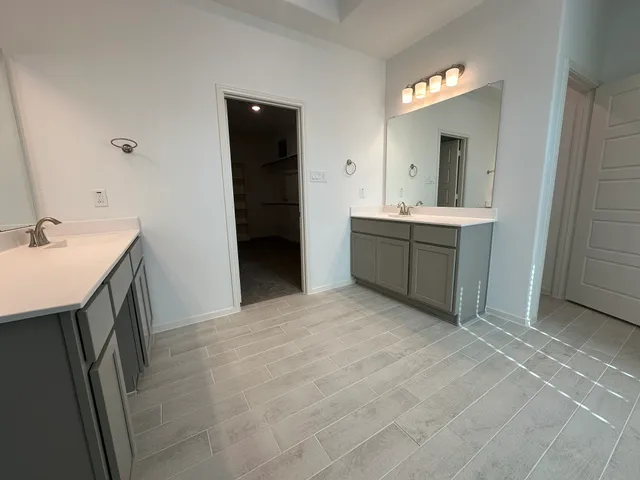 $473,070 | 2502 Caspian Crk Lane, Iowa Colony, TX 77583