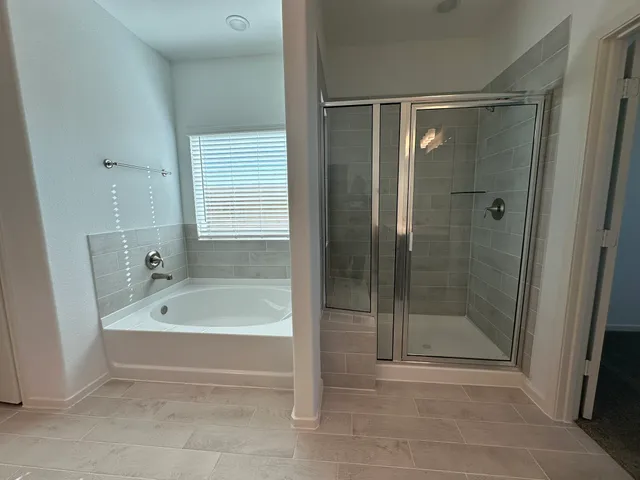 $473,070 | 2502 Caspian Crk Lane, Iowa Colony, TX 77583