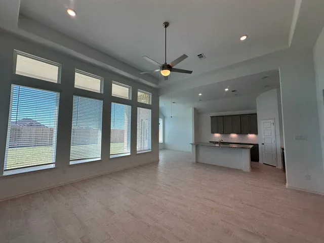 $473,070 | 2502 Caspian Crk Lane, Iowa Colony, TX 77583