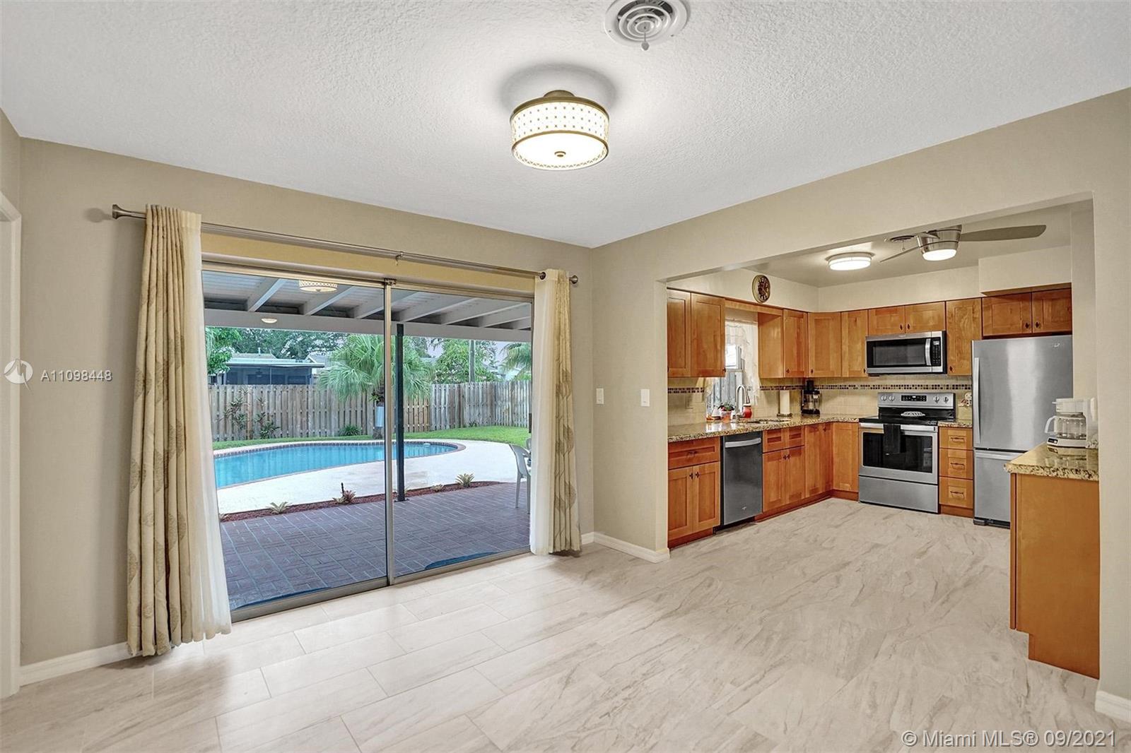 2008 North 31st Road Hollywood, FL 33021 - Photo 12 of 41