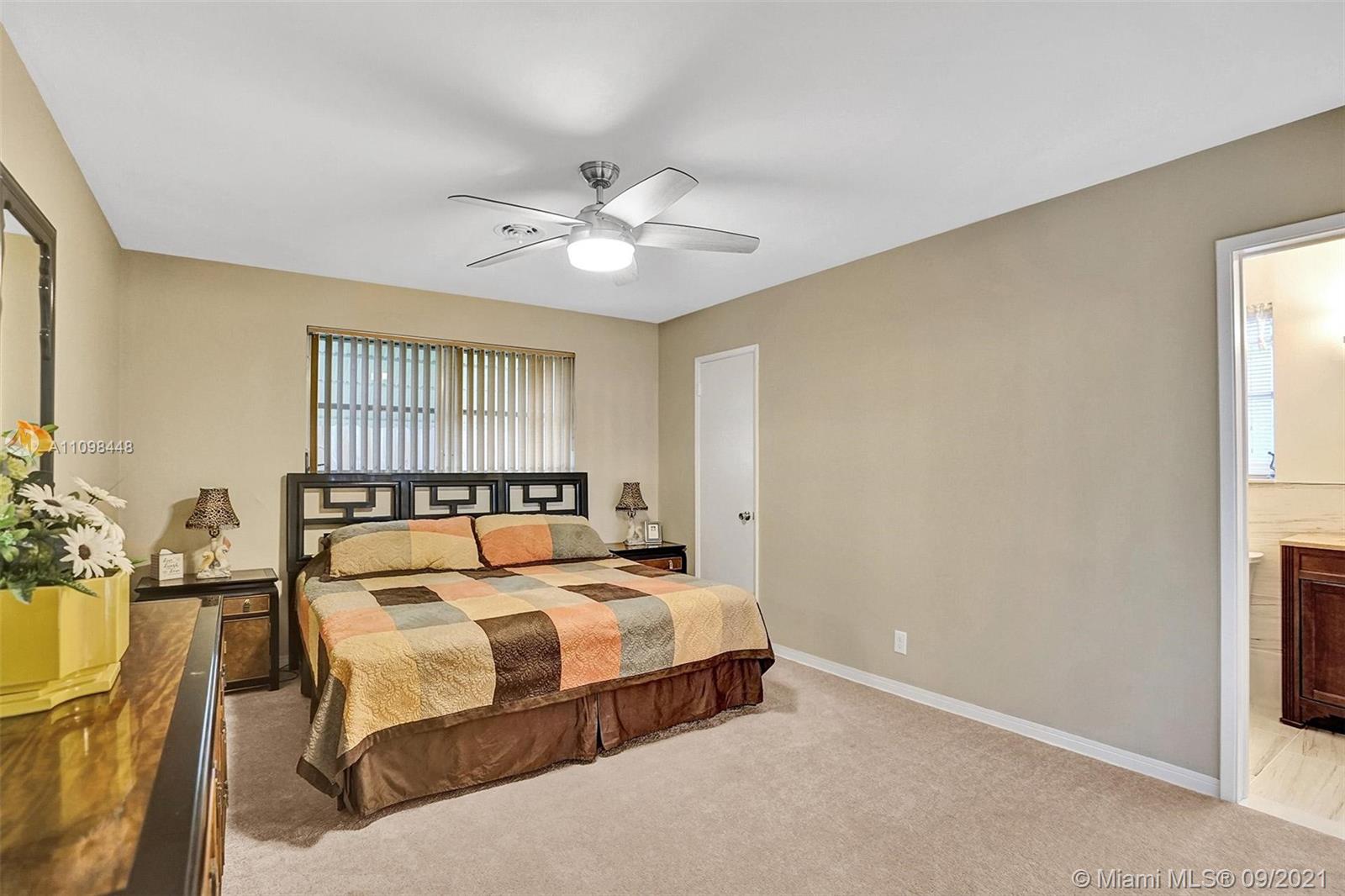 2008 North 31st Road Hollywood, FL 33021 - Photo 21 of 41