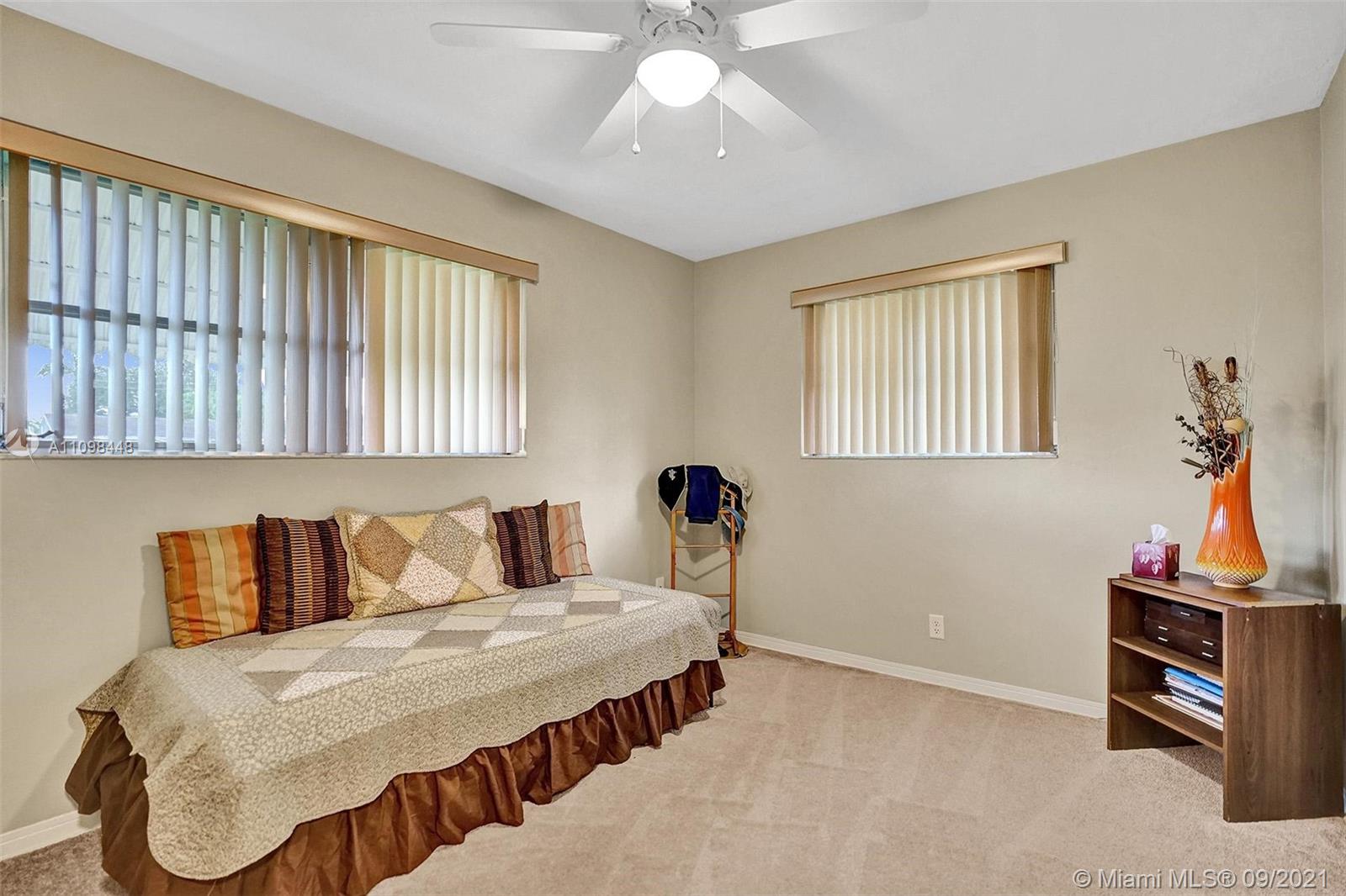 2008 North 31st Road Hollywood, FL 33021 - Photo 29 of 41