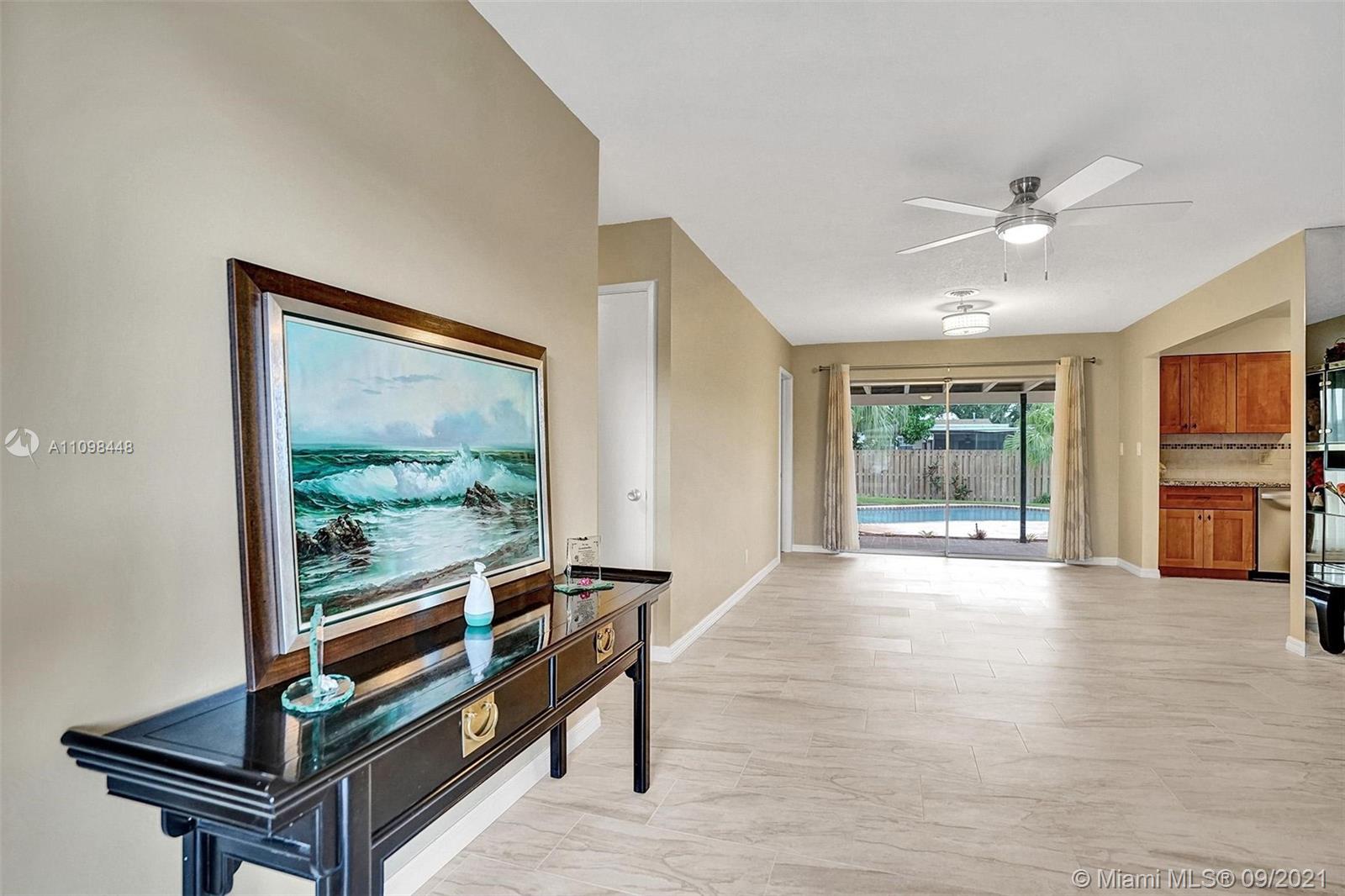 2008 North 31st Road Hollywood, FL 33021 - Photo 6 of 41