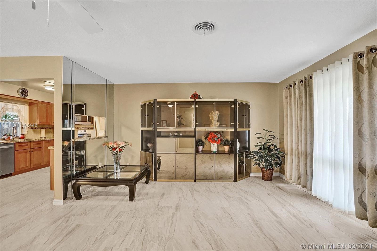 2008 North 31st Road Hollywood, FL 33021 - Photo 8 of 41