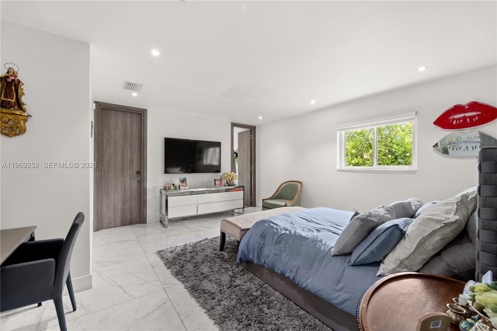 721 Bird Road Coral Gables, FL 33146 - Photo 11 of 26