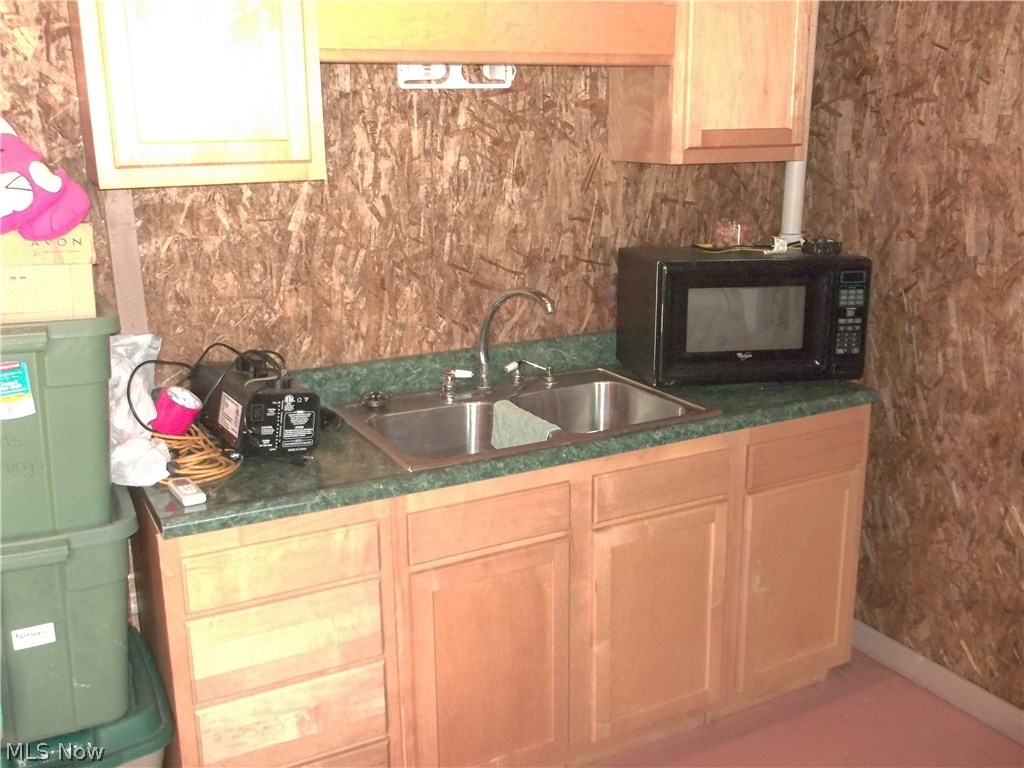 8943 Pioneer Road Byesville, OH 43723 - Photo 9 of 20