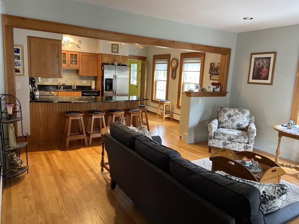 46 Summit Street Clinton, MA 01510 - Photo 5 of 34 Gallery Image 5