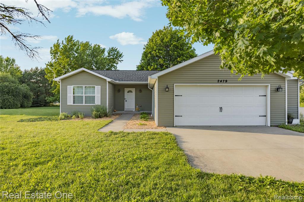 2479 Gibson Road Grand Blanc, MI 48439 - Photo 10 of 55