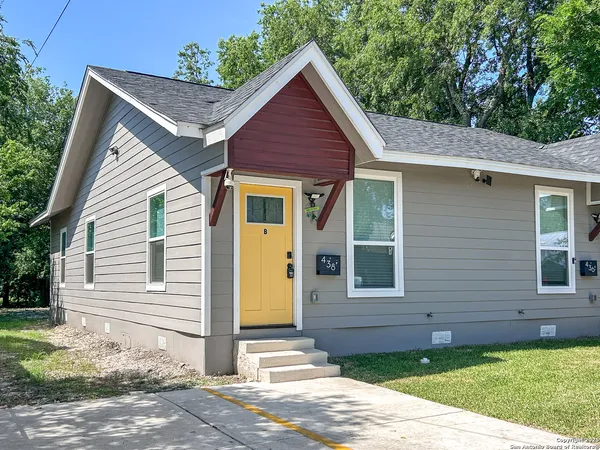 $1,100 | 438 Gulf Street, San Antonio, TX 78202