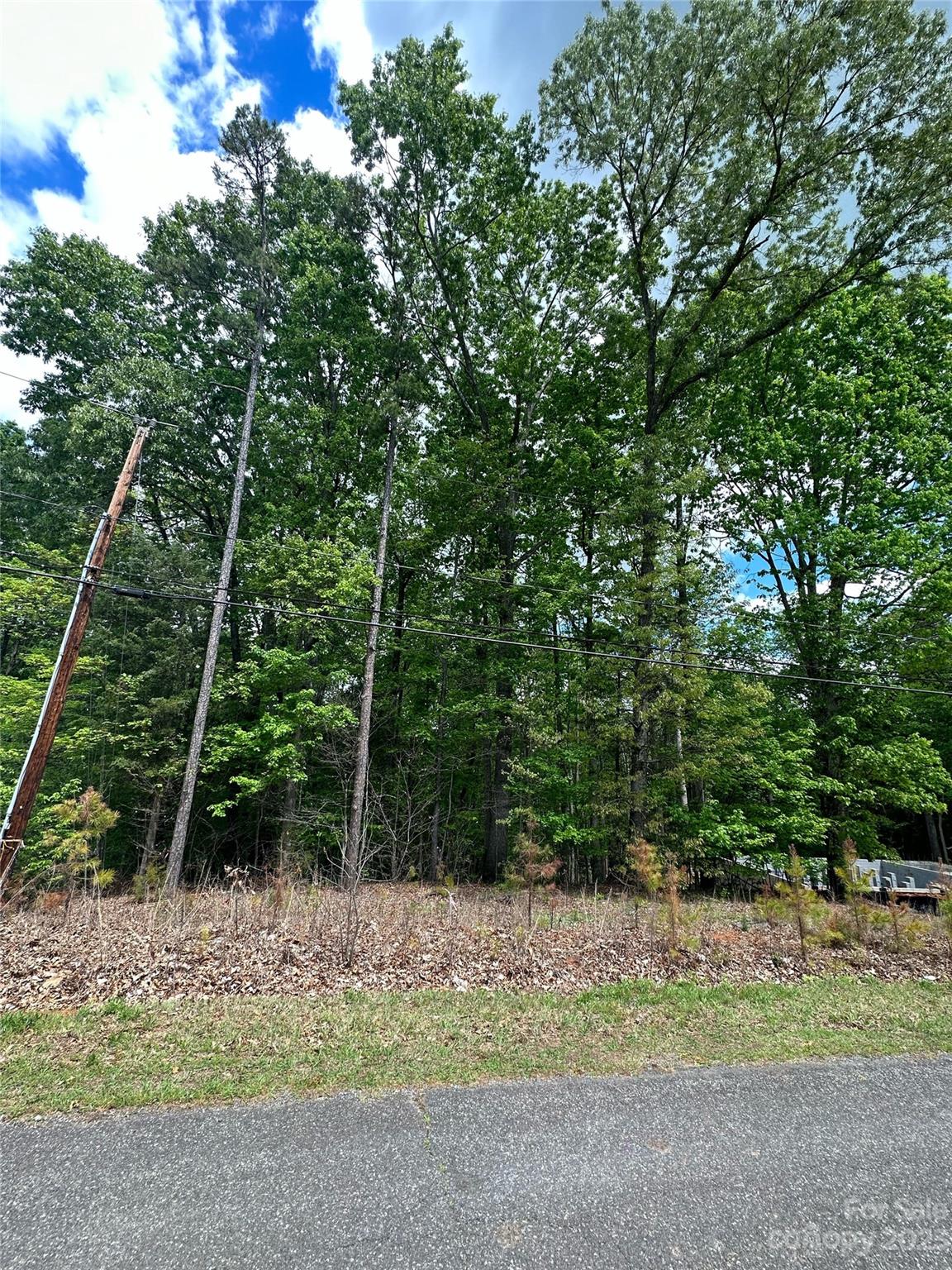8720 Vagabond Road Charlotte, NC 28227 - Photo 3 of 3 a view of outdoor space and yard