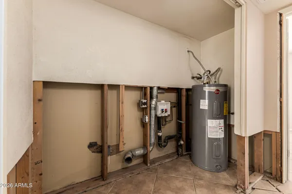 a view of a storage & utility room