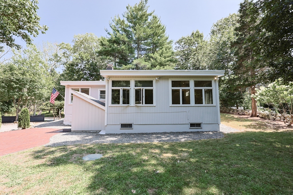 183 Mountain Street Sharon, MA 02067 - Photo 16 of 41