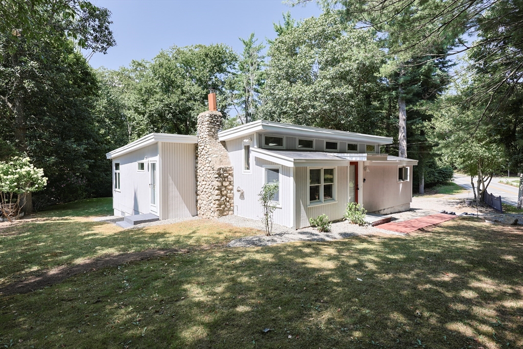 183 Mountain Street Sharon, MA 02067 - Photo 20 of 41