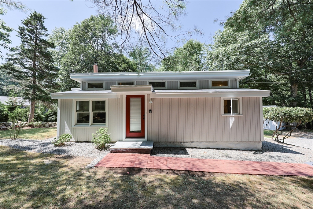 183 Mountain Street Sharon, MA 02067 - Photo 2 of 41