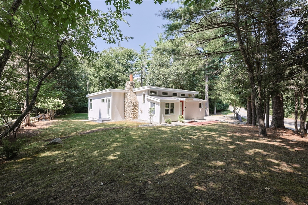 183 Mountain Street Sharon, MA 02067 - Photo 21 of 41