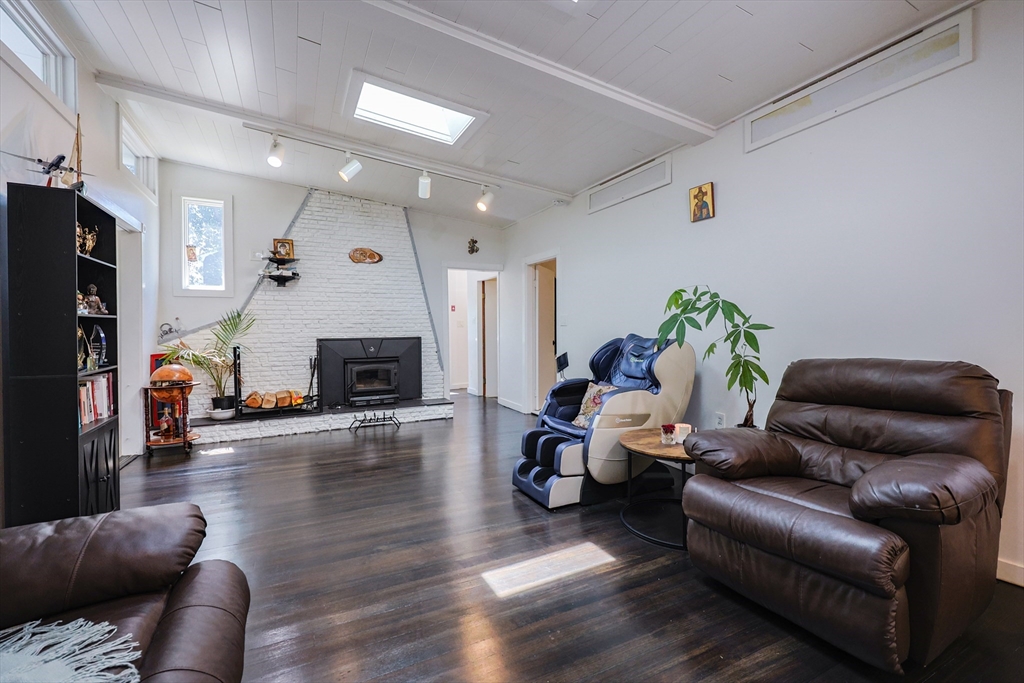 183 Mountain Street Sharon, MA 02067 - Photo 25 of 41