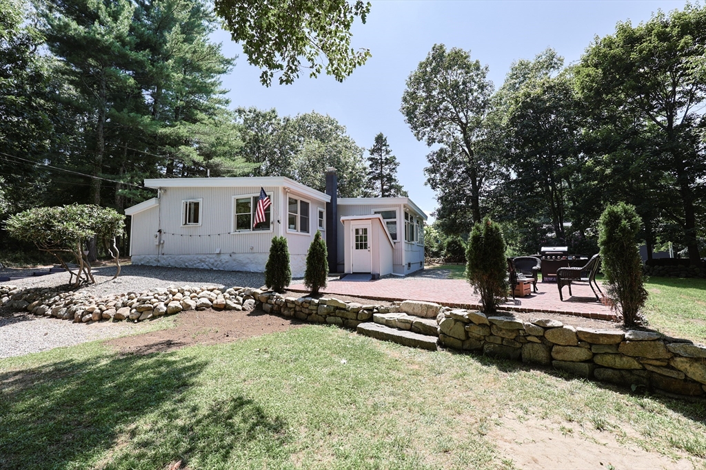 183 Mountain Street Sharon, MA 02067 - Photo 6 of 41