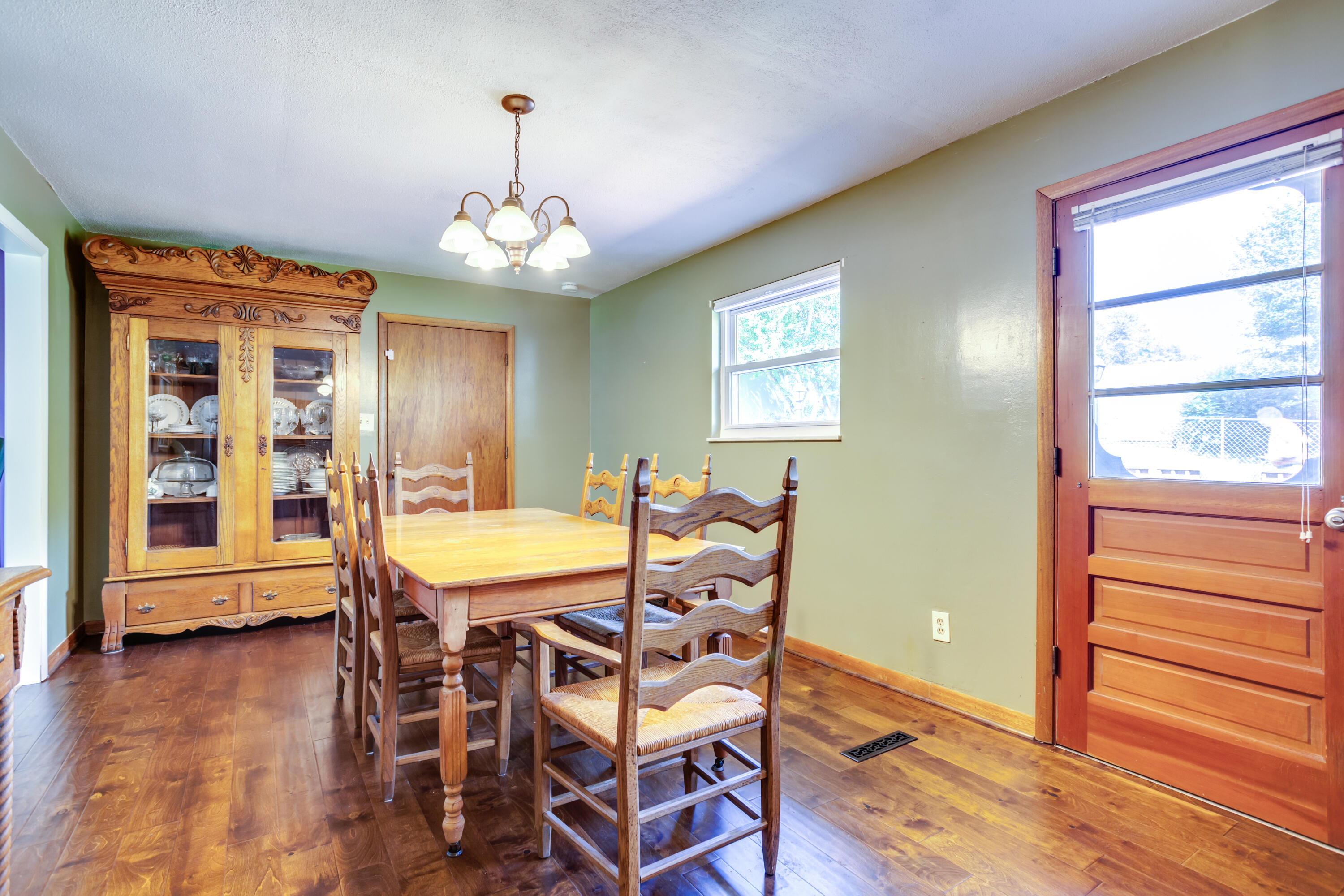 7324 Chartwell Road Knoxville, TN 37931 - Photo 14 of 35 dining room