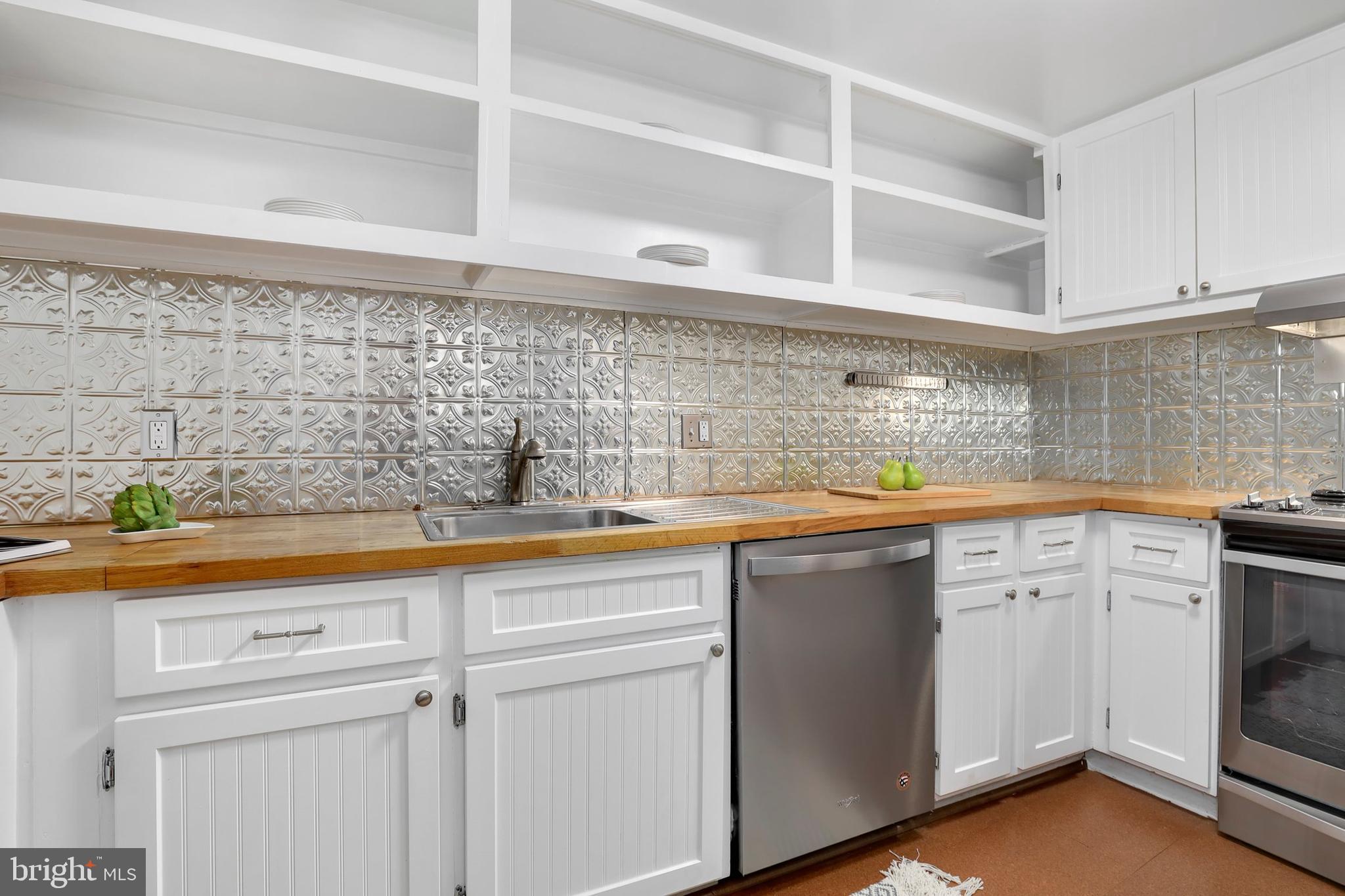 7 Logan Circle Northwest, Unit B1 Washington, DC 20005 - Photo 13 of 32