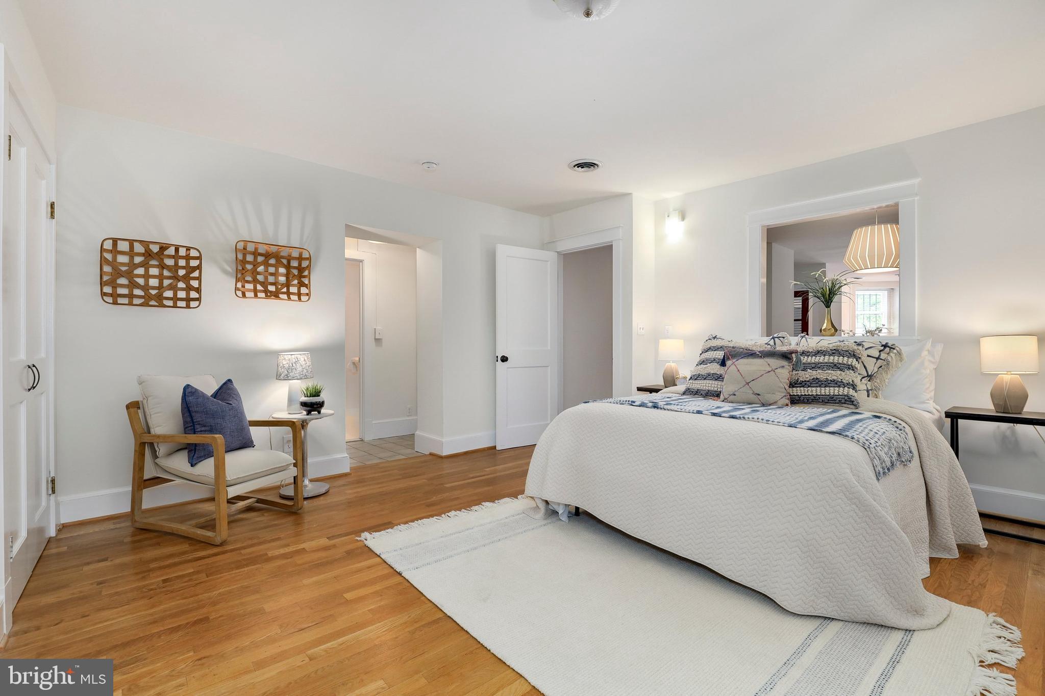 7 Logan Circle Northwest, Unit B1 Washington, DC 20005 - Photo 18 of 32