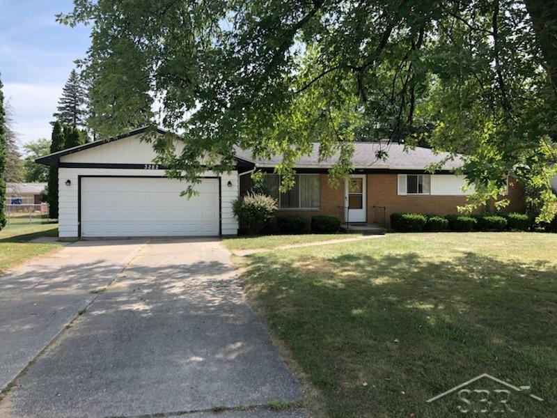 3282 Hemmeter Road Saginaw, MI 48603 - Photo 1 of 17 31355659.JPG