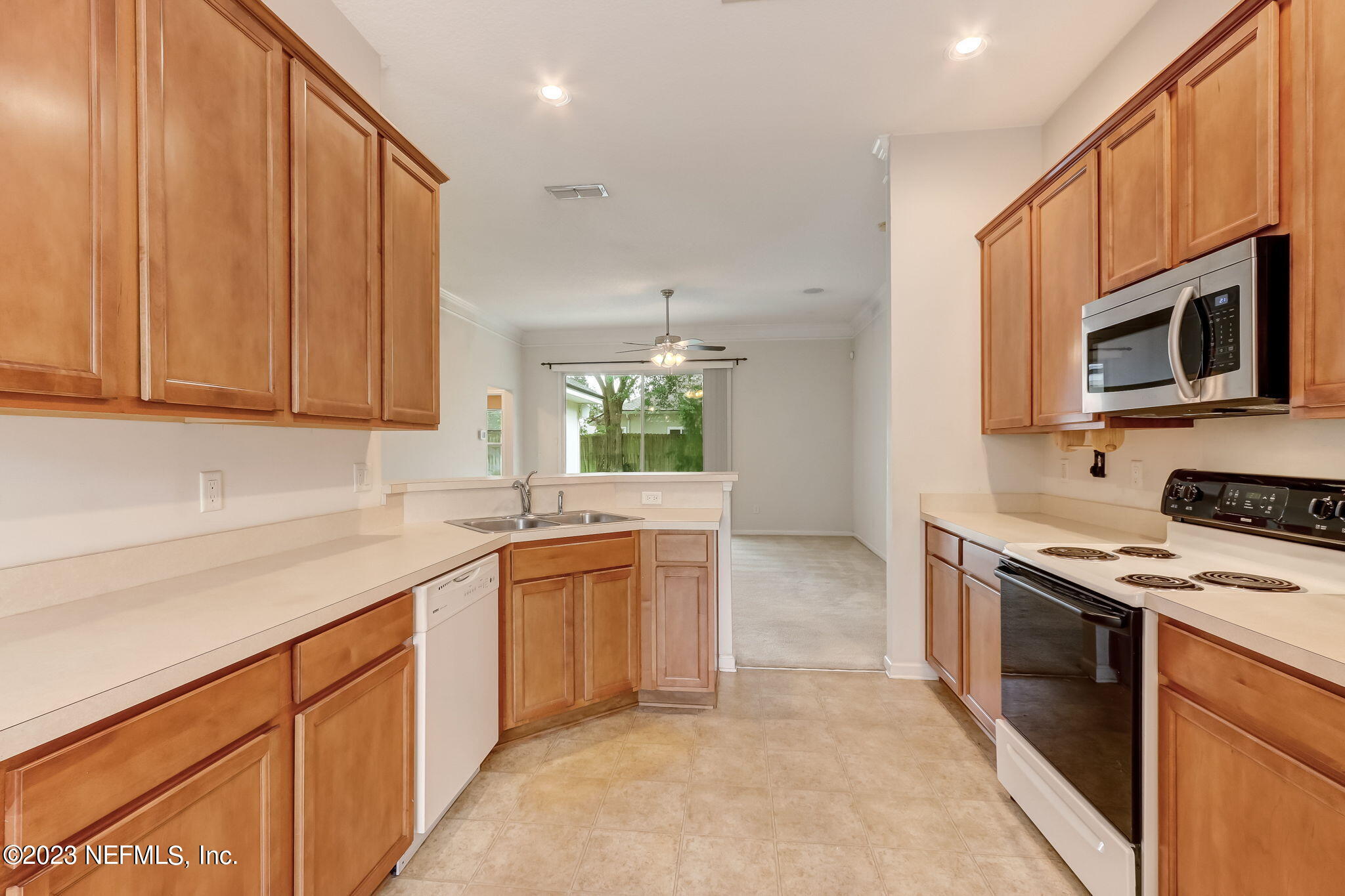 86234 Meadowwood Drive Yulee, FL 32097 - Photo 21 of 52 21-web-or-mls-86234 Meadowwood Dr (21 of