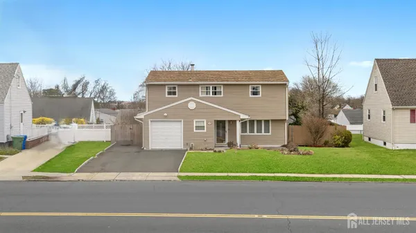 $489,900 | 838 Florida Grove Road, Perth Amboy, NJ 08861