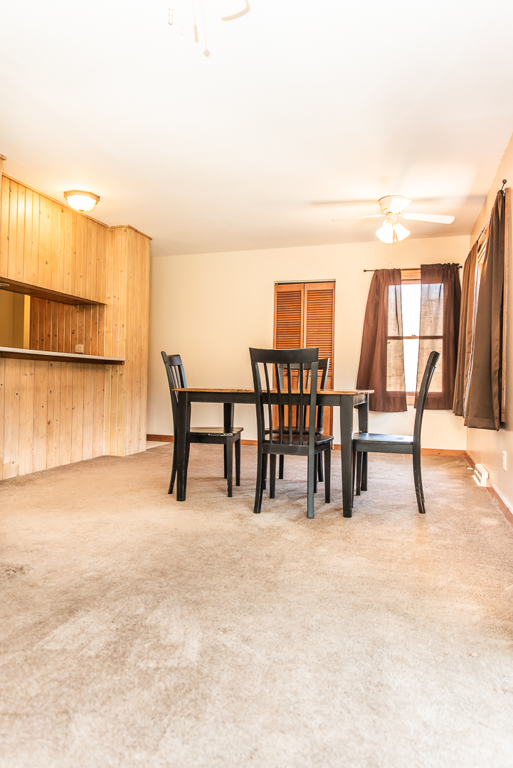 913 Stony Point Road Dixon, IL 61021 - Photo 5 of 19 Gallery Image 5