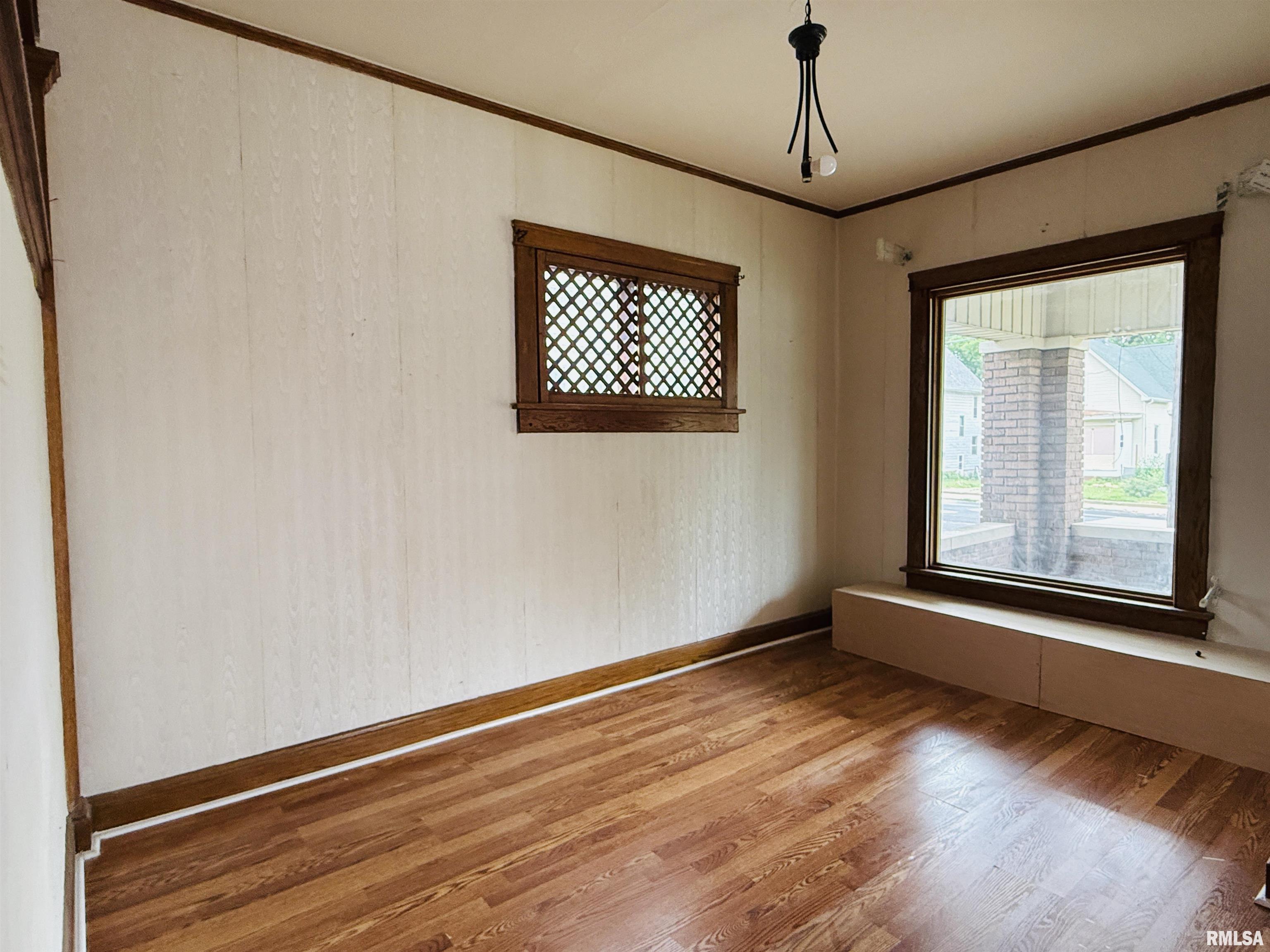 2141 North Prospect Road Peoria, IL 61603 - Photo 7 of 42