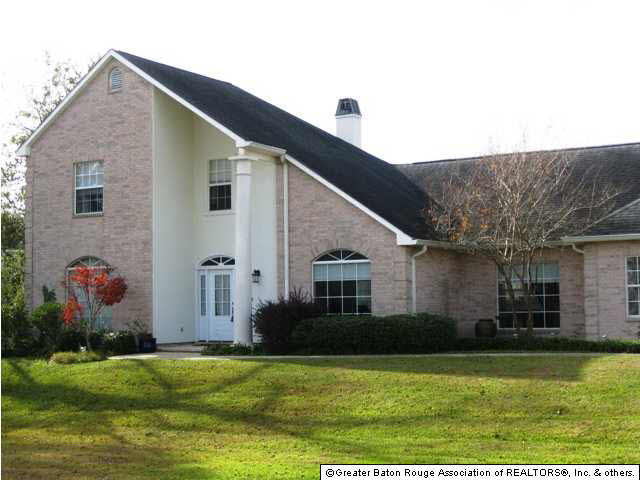 13718 Martin Ridge Drive Baton Rouge, LA 70809 - Photo 1 of 23 Gallery Image 1